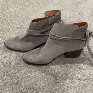 Dolce Vita ankle boot